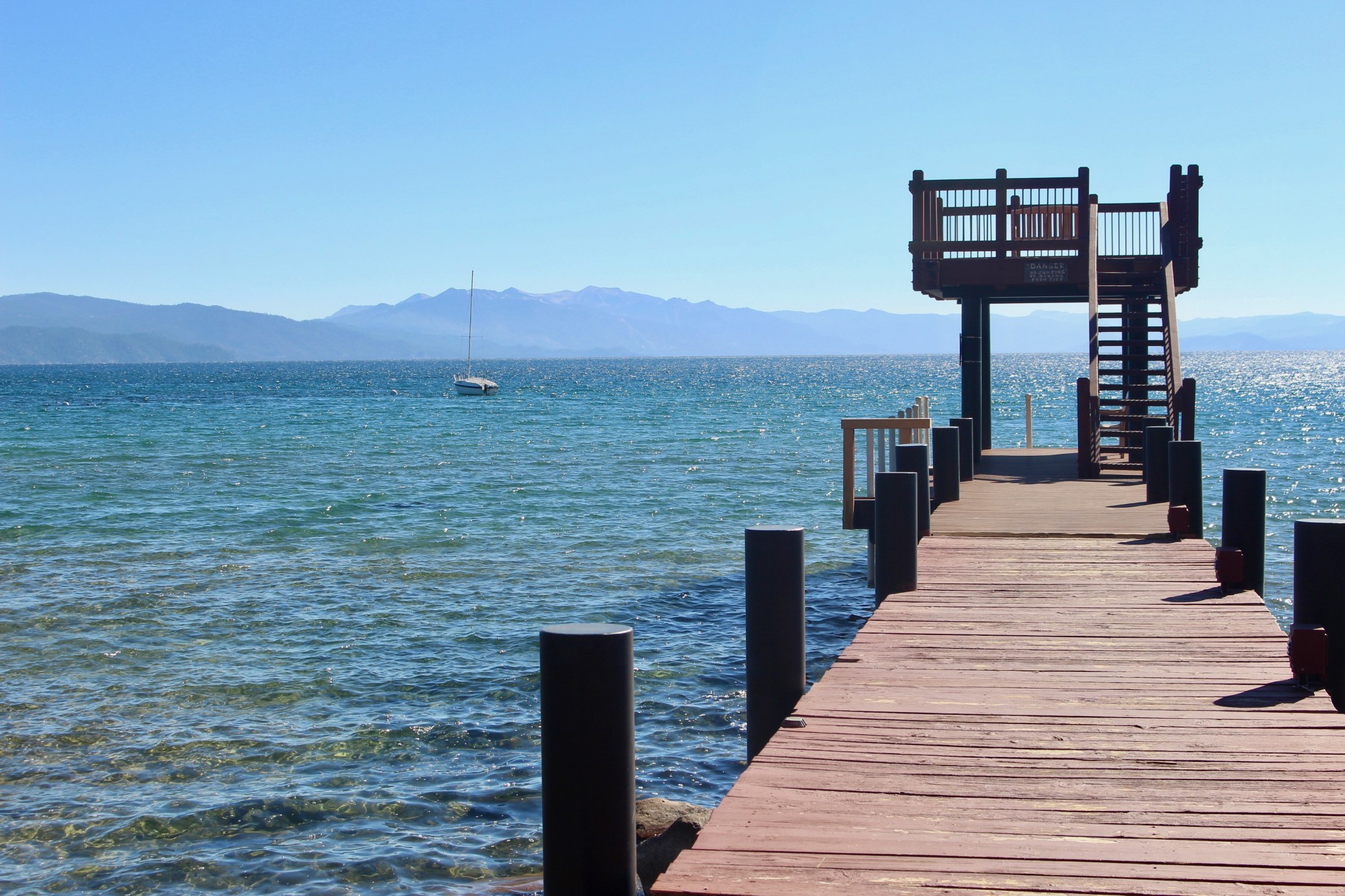 Take A Tour | Tahoe Edgelake Beach Club - Tahoe Vista, California